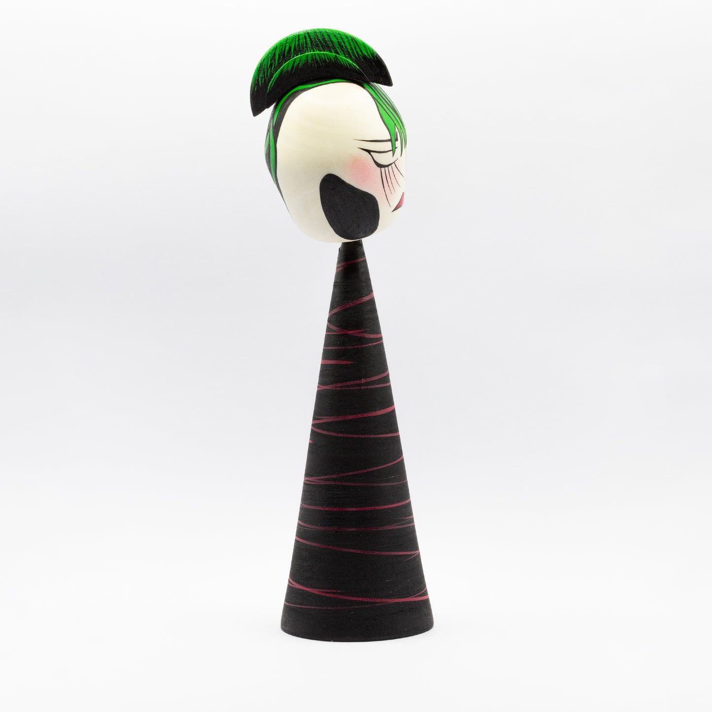 Exclusive Sosaku-Kokeshi "Nina with a Mohican"