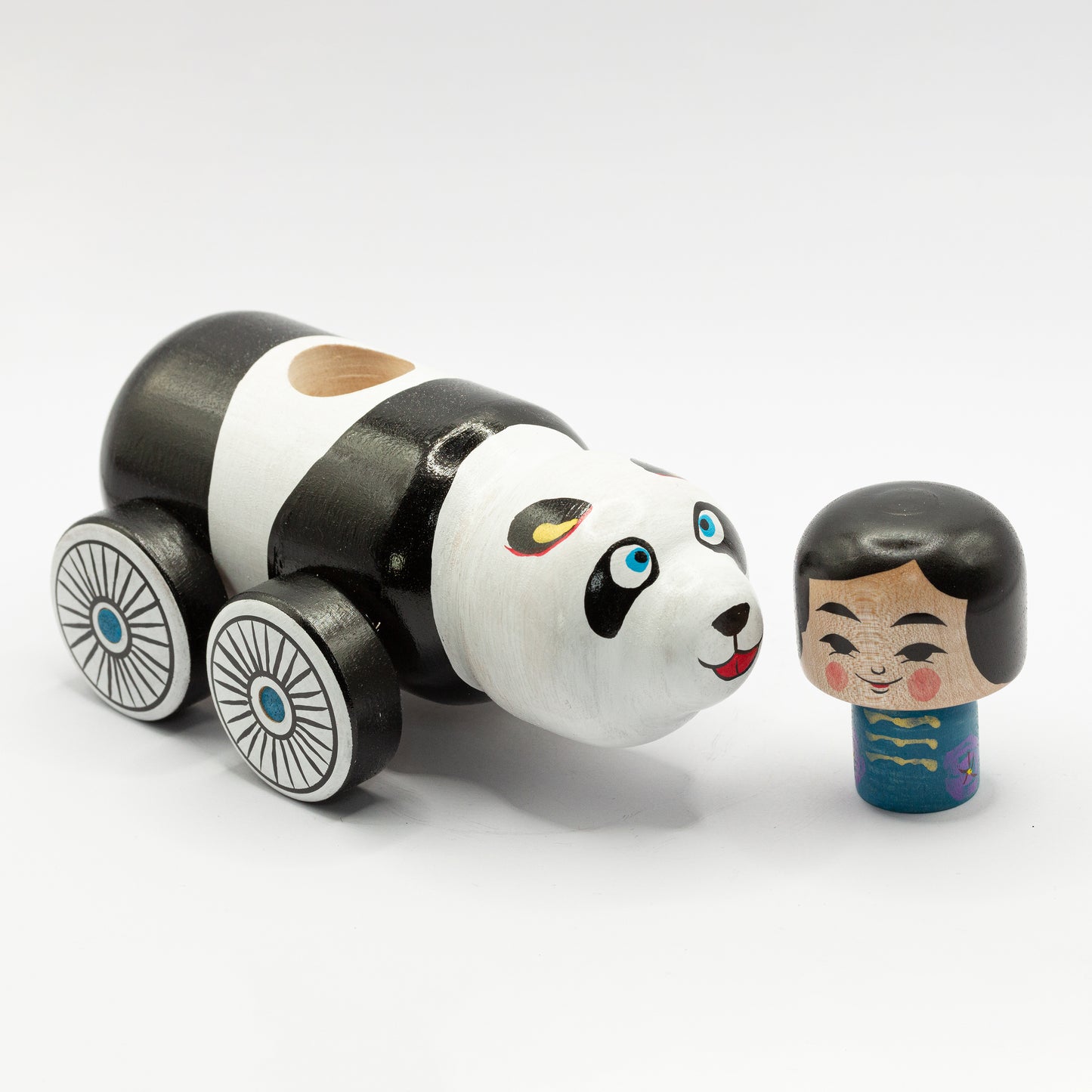 Kokeshi Car: Panda Bear