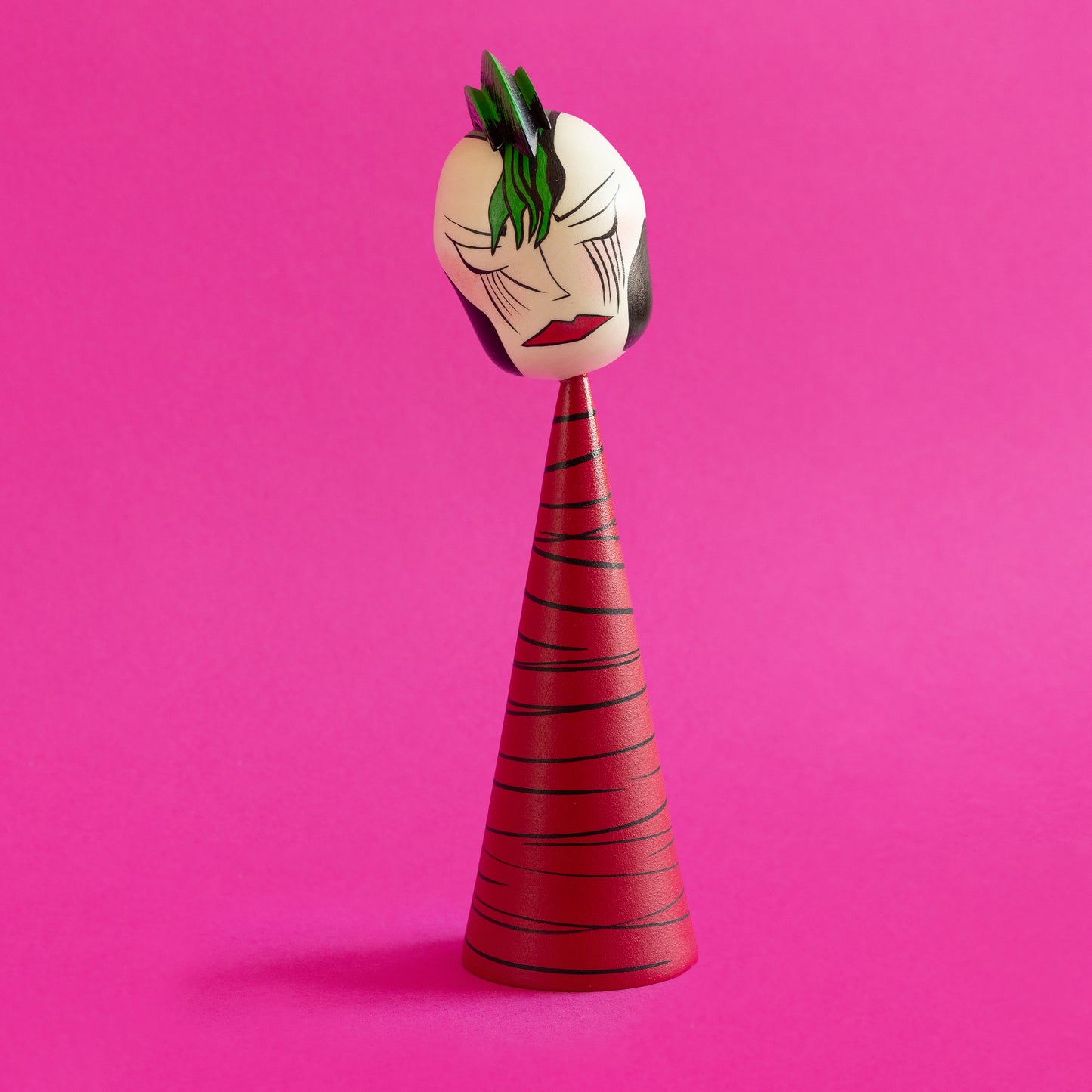 Exclusive Sosaku-Kokeshi "Nina with a Mohican"