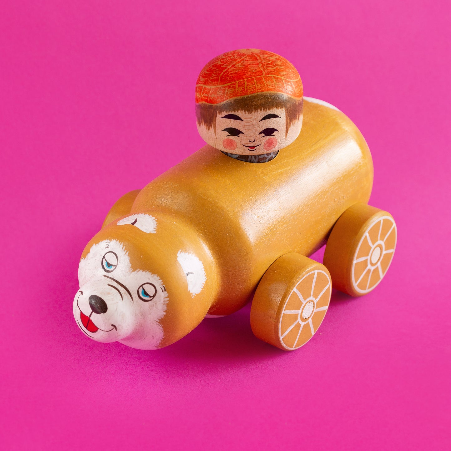 Kokeshi-Mobil: Ein Bär kurz vor dem Winterschlaf