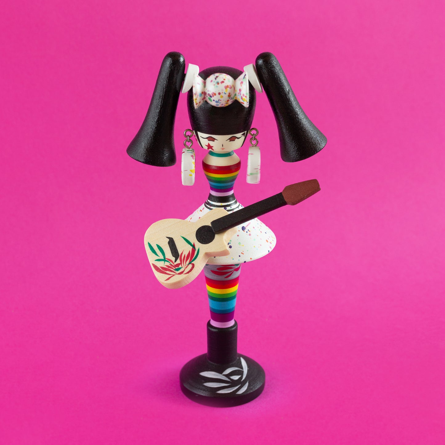 Exklusive Sosaku-Kokeshi "Nina mit Zöpfen"