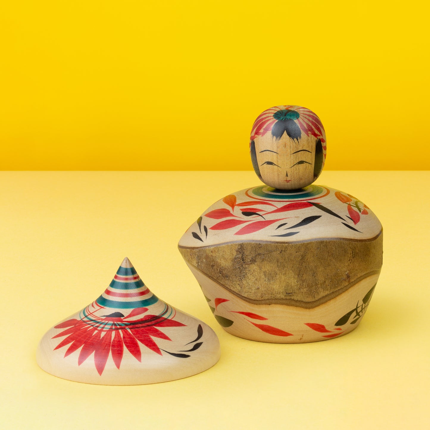 Exklusive "Tsubaki Hat Ejiko"| Naturholz-Kokeshi