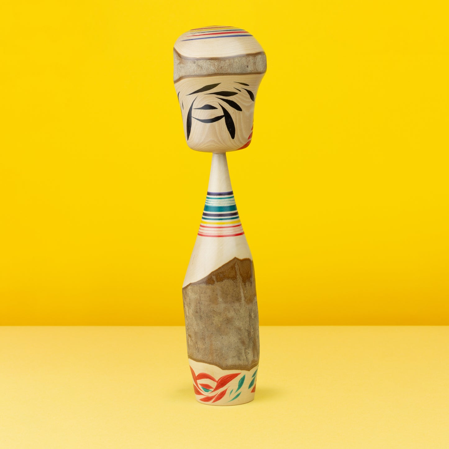 Exklusive "Tsubaki Kokeshi" | Naturholz-Kokeshi