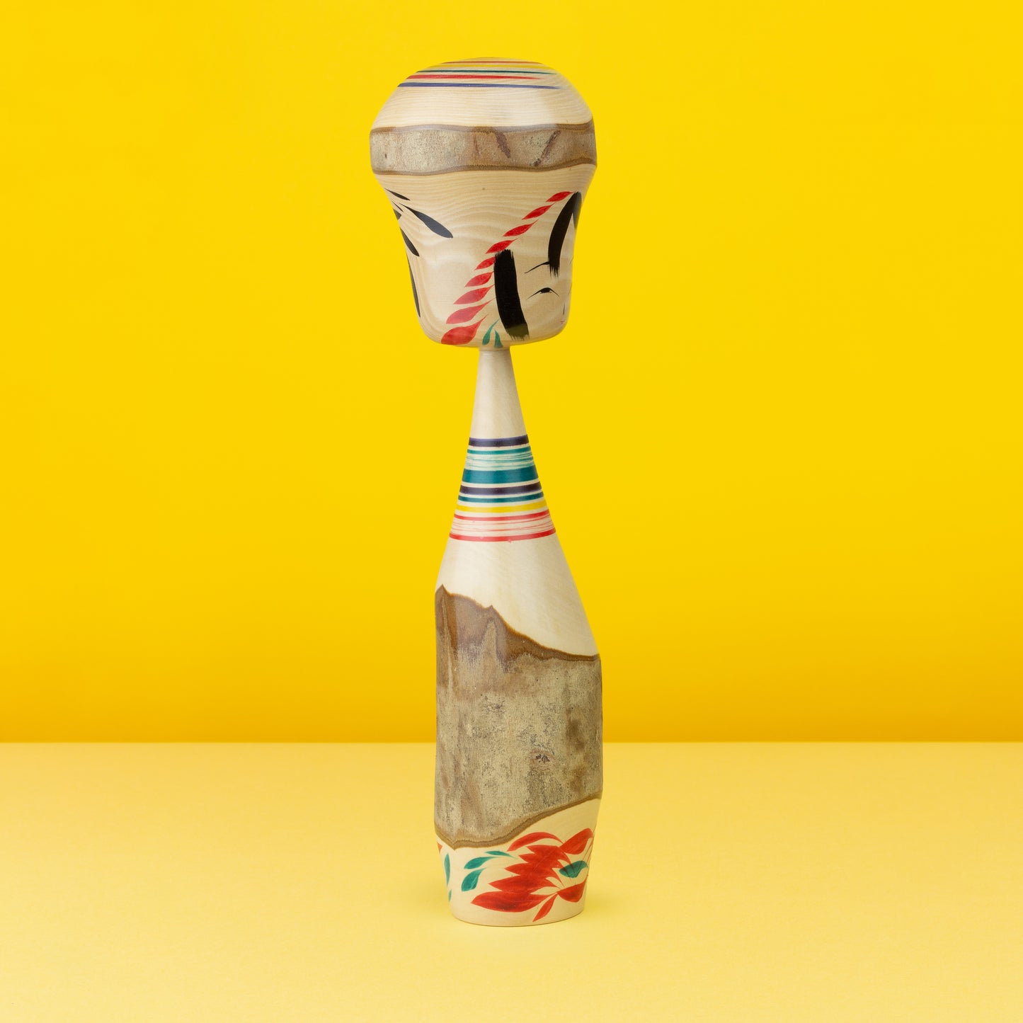 Exklusive "Tsubaki Kokeshi" | Naturholz-Kokeshi