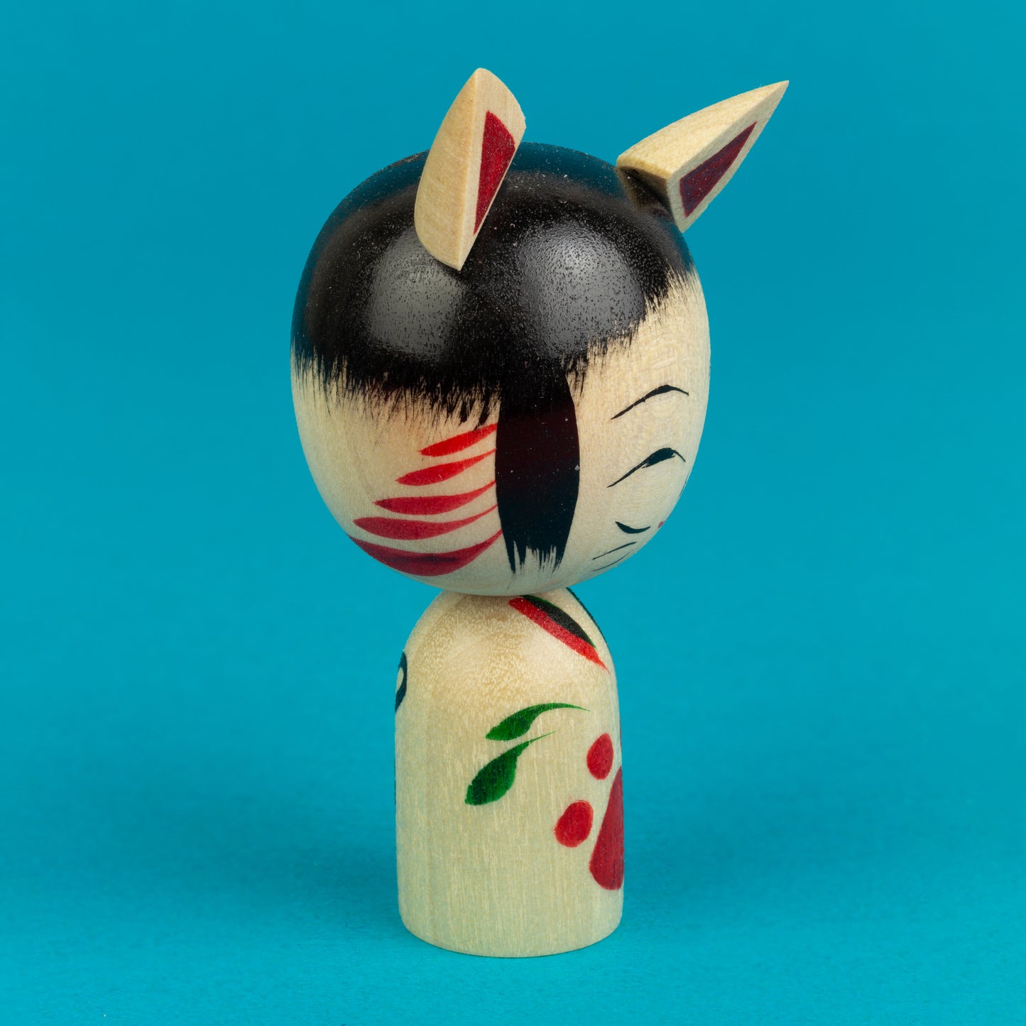 Miniature Togatta Cat Kokeshi