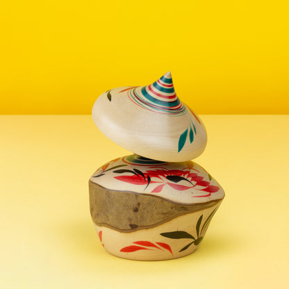 Exclusive Tsubaki Hat Ejiko | Natural Wood Kokeshi