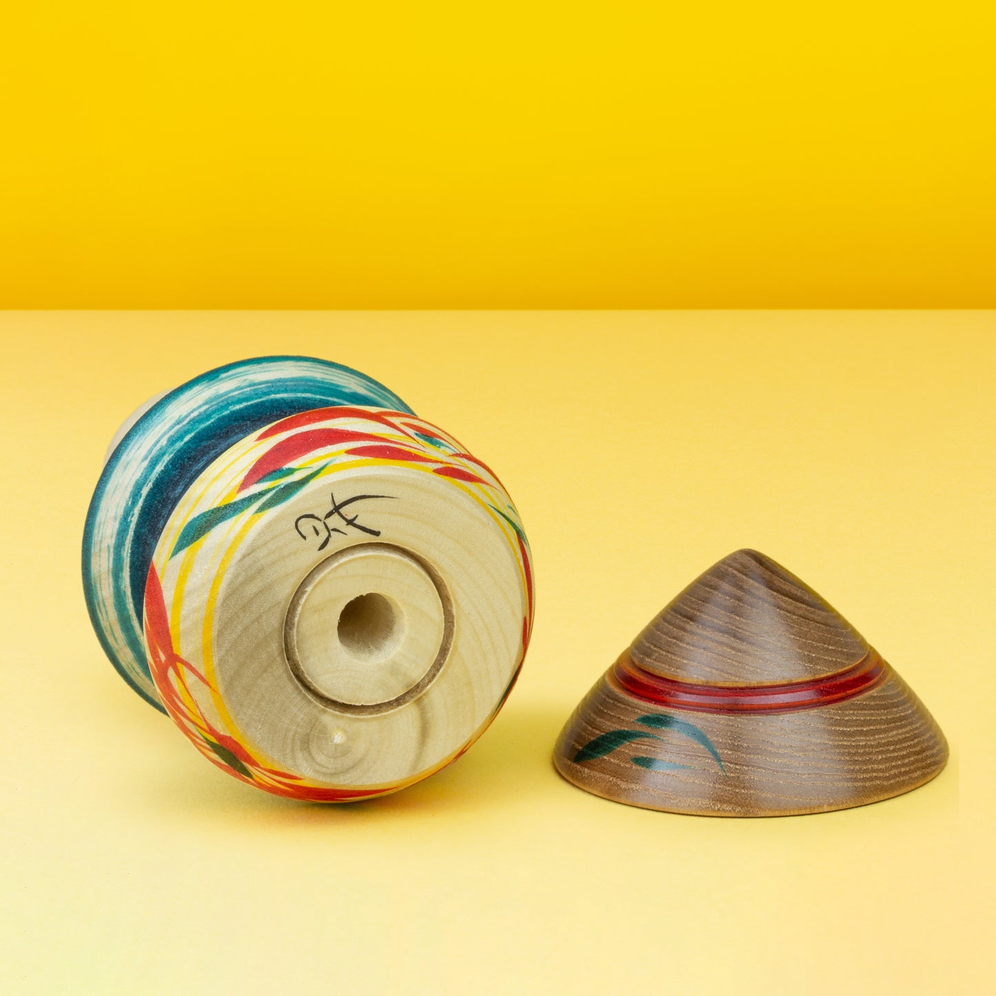 Exklusive "Mixed Tree Species Hat Kokeshi"