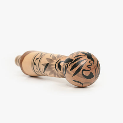 Tsubaki-Kokeshi Nr. 9 | Unikat