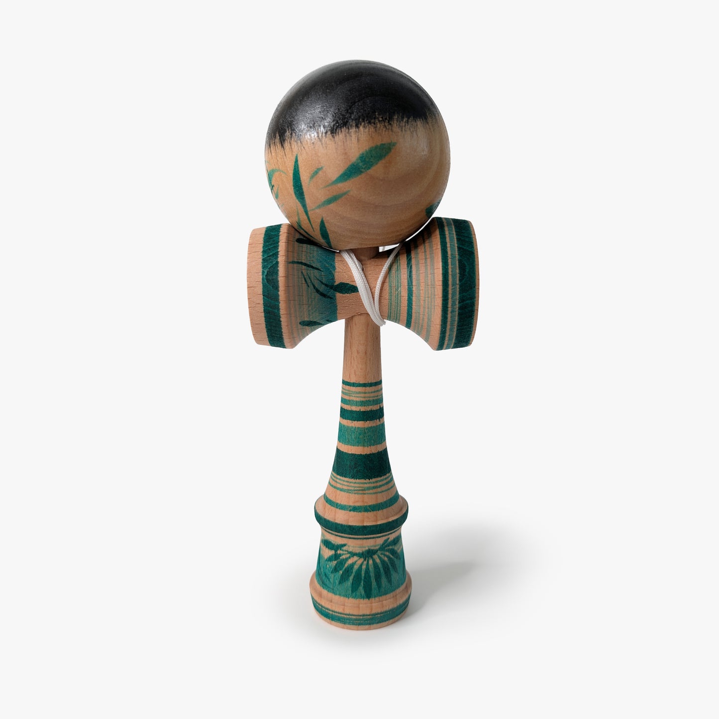 Kokeshi-Kendama Nr. 7 | Smaragdgrün | Unikat