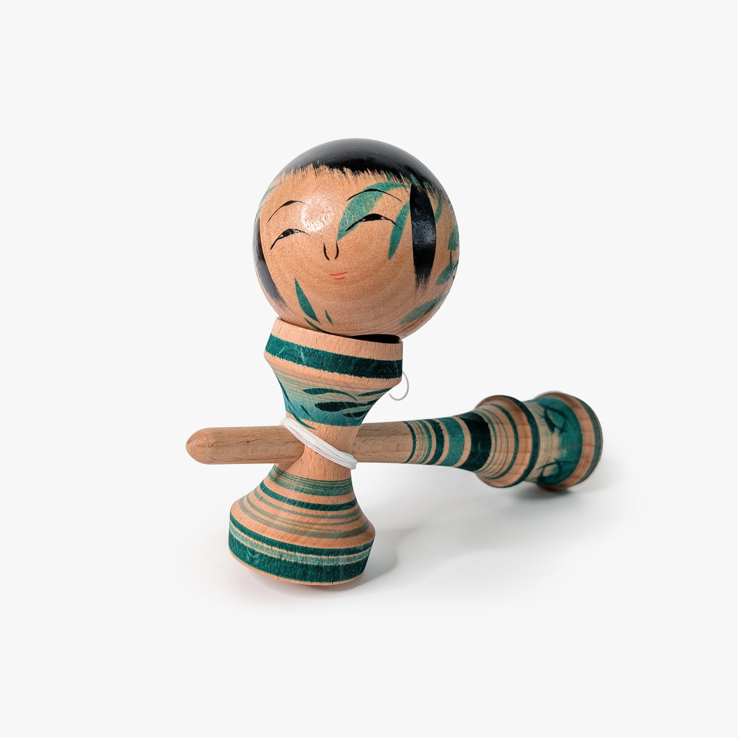 Kokeshi-Kendama Nr. 7 | Smaragdgrün | Unikat