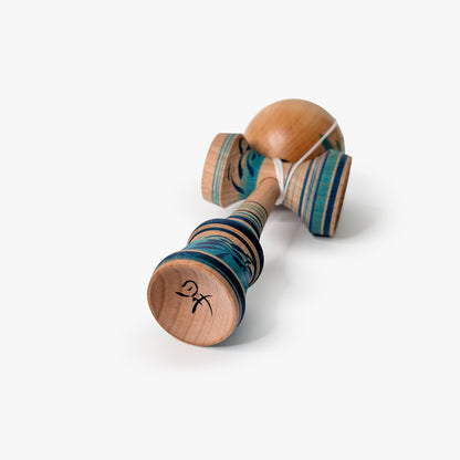 Kokeshi-Kendama Nr. 8 | Türkis | Unikat