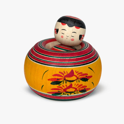 Ejiko-Kokeshi – Camellia and Chrysanthemum – Yajiro Tradition