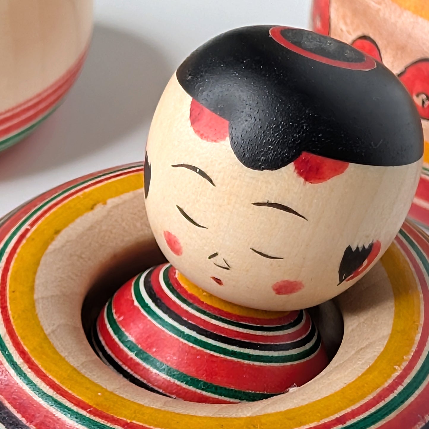 Ejiko-Kokeshi – Camellia and Chrysanthemum – Yajiro Tradition