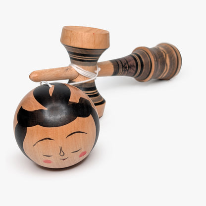 Kokeshi-Kendama – Yajiro-Tradition